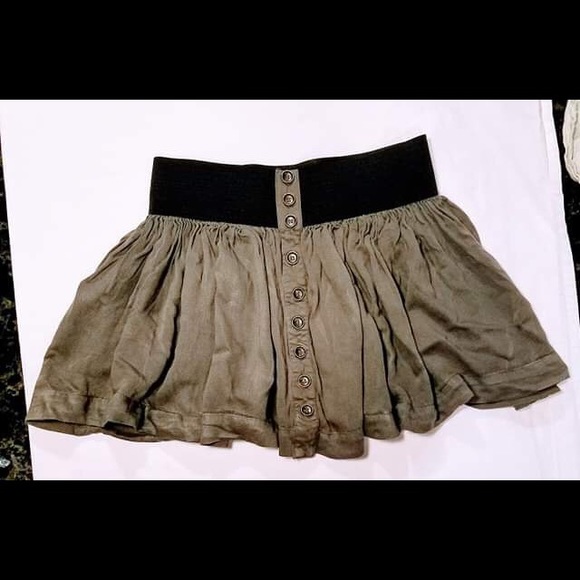 Flounce Skater Skirt - Picture 2 of 7